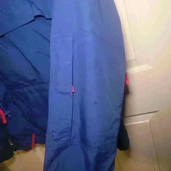 Vintage black eyes jacket with built in face mask and hood size medium - Picture 3 of 9